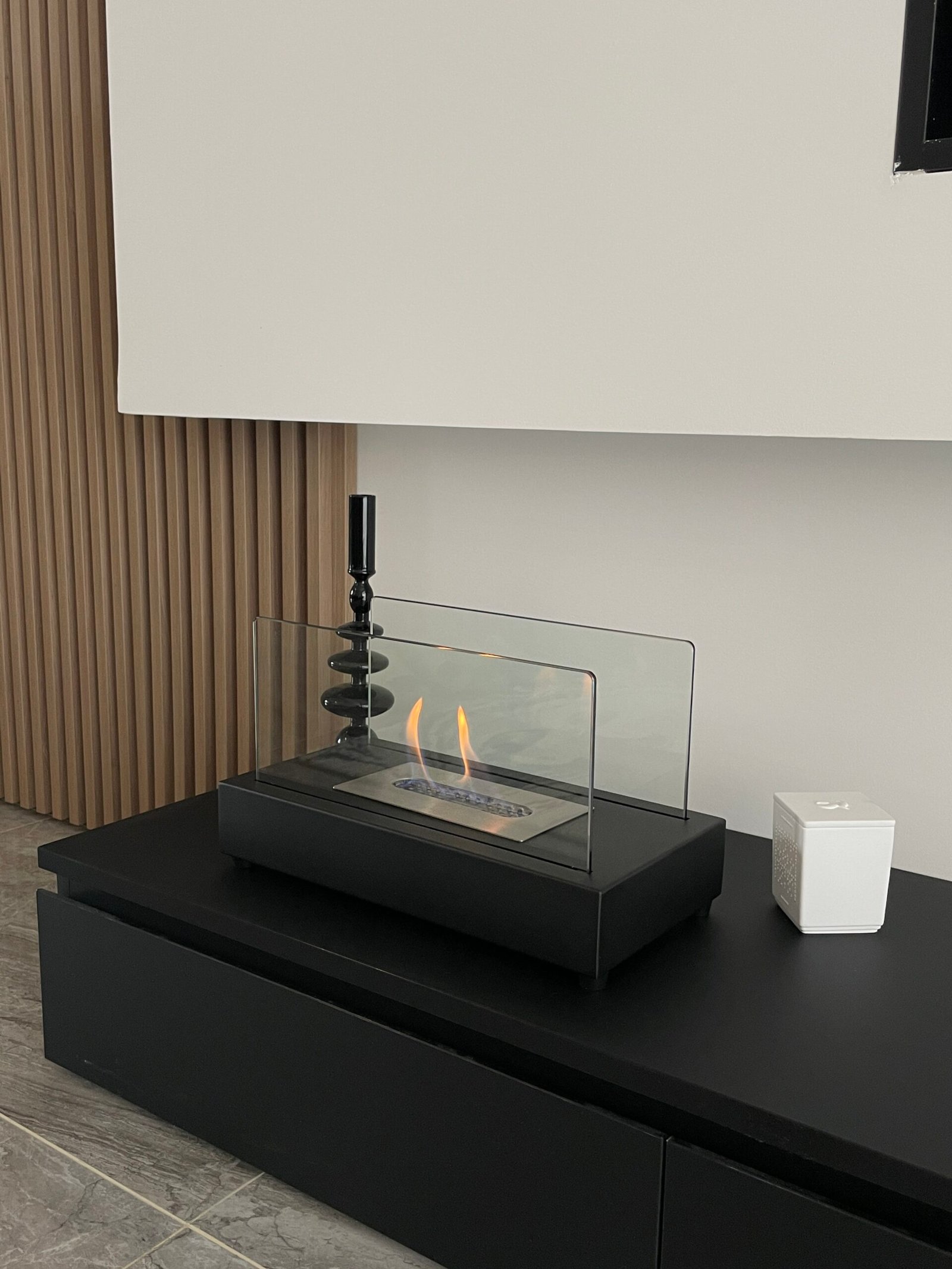 Tabletop Ethanol Fireplaces: Small Features, Big Impact